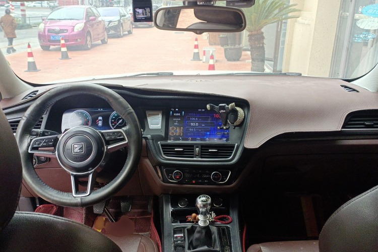 White 2016 Zotye T600 Sport Edition 1.5T Manual SUV - Riching Used Car Trading