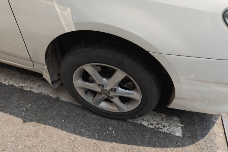 White 2013 Toyota Corolla EX Luxury Edition Sedan - Riching Used Car Trading