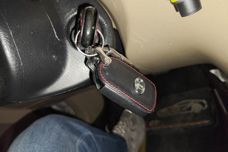 White 2013 Toyota Corolla EX Luxury Edition Sedan - Riching Used Car Trading