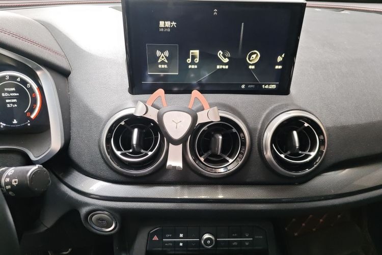 2017 WEY VV5 2.0T Flagship Luxury SUV Petrol White Exterior