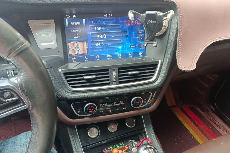 White 2016 Zotye T600 Sport Edition 1.5T Manual SUV - Riching Used Car Trading